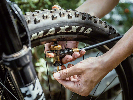 Topeak TubiHead Pump Upgrade Kit Makes Installing Tubeless Tires Quick & Easy