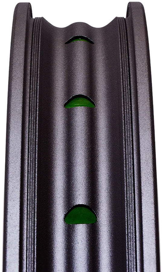 Load image into Gallery viewer, Spank Spike 369 Vibrocore Rim - 27.5", Disc, Black, 32H
