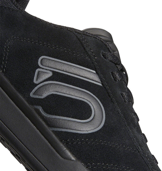 Five Ten Sleuth DLX Flat Shoes - Women's, Core Black / Gray Six / Matte Gold, 8