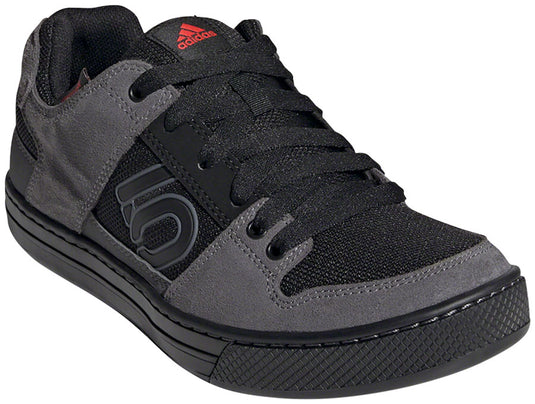 Five-Ten-Freerider-Flat-Shoe-----Men's--Grey-Five---Core-Black---Grey-Four-8--Flat-Shoe-for-platform-pedals_FTSH0454