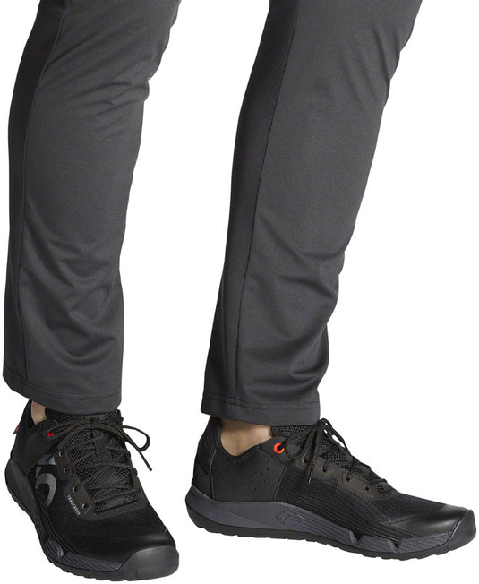 Five Ten Trailcross LT Flat Shoes - Men's, Core Black / Gray Two / Solar Red, 6.5