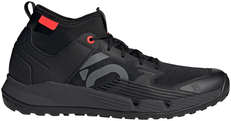 Load image into Gallery viewer, Five Ten Trailcross XT Flat Shoes - Men&#39;s, Core Black / Gray Four / Solar Red, 7.5
