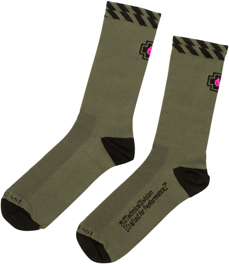 Pack of 2 Muc-Off Tech Rider Socks - Green, US 5-6