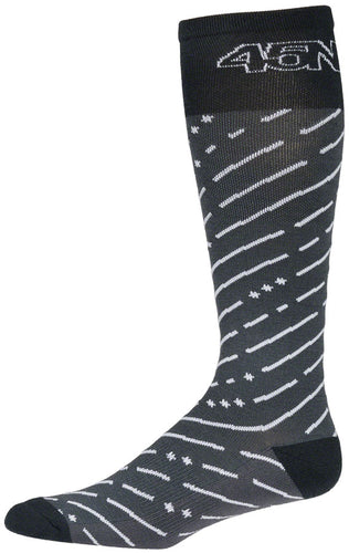 45NRTH-Snow-Band-Midweight-Knee-High-Wool-Sock-Socks-SOCK2785