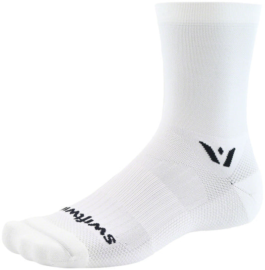 Swiftwick Aspire Five Socks - 5", White, Medium