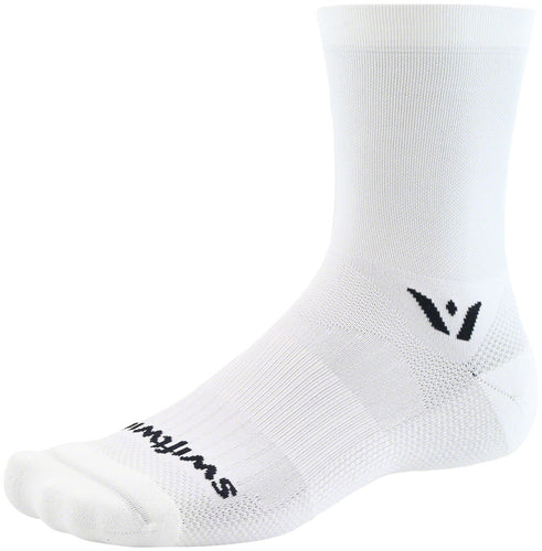 Swiftwick-Aspire-Mid-Crew-Socks-Socks-SOCK2863