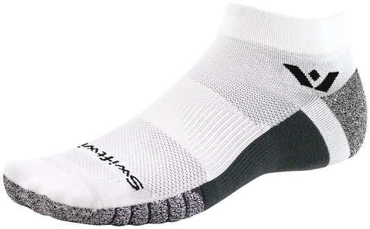 Swiftwick-Flite-XT-Ankle-Socks-Socks-SOCK5553