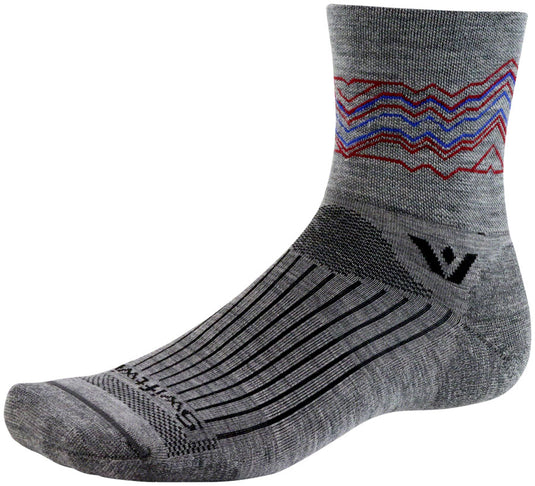 Swiftwick-Pursuit-Quarter-Crew-High-Socks-Socks-SOCK5573