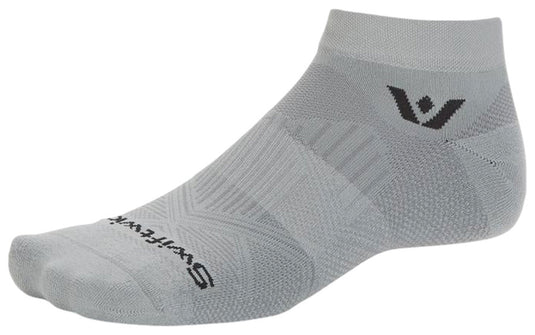 Swiftwick-Aspire-Ankle-Socks-Socks-SOCK7683