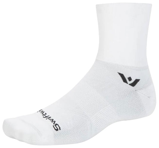 Swiftwick-Aspire-Quarter-Crew-High-Socks-Socks-SOCK7732