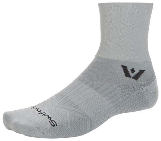 Swiftwick-Aspire-Quarter-Crew-High-Socks-Socks-SOCK7730
