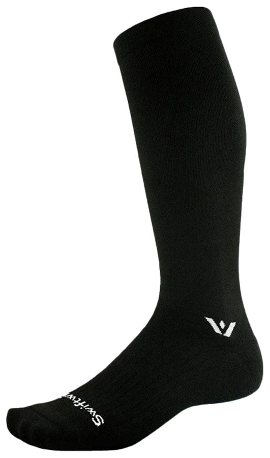 Swiftwick-Aspire-Knee-High-Socks-Socks-SOCK7703