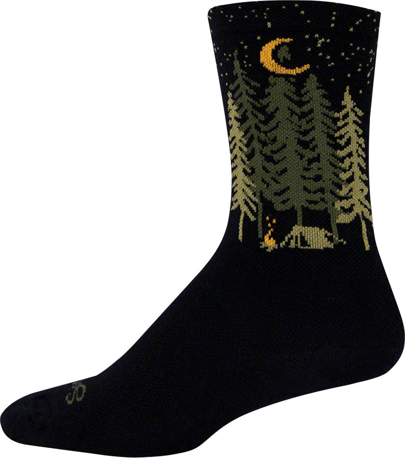 Load image into Gallery viewer, SockGuy Wool Camper Socks - 6&quot;, Black, Small/Medium
