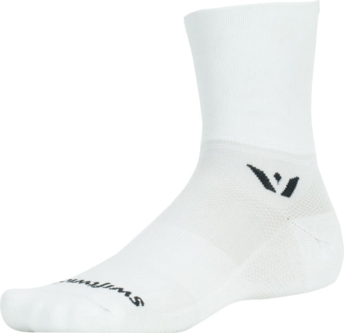 Swiftwick-Aspire-Quarter-Crew-High-Socks-Socks-SK8358