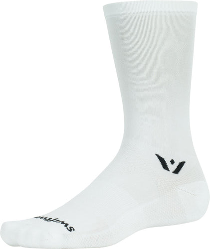 Swiftwick-Aspire-Crew-Socks-Socks-SK8364