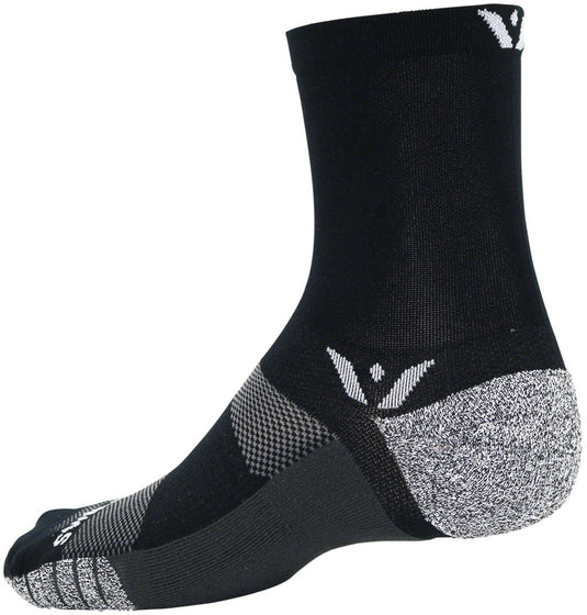 Swiftwick Flite XT Five Socks - 5", Black, Medium