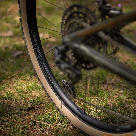 Stans No Tubes Arch MK4 Rim 29'', Holes: 28, Black