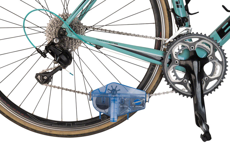 Load image into Gallery viewer, Park Tool CM-5.3 Cyclone Chain Scrubber Bike Chain Cleaner Drivetrain Degreaser
