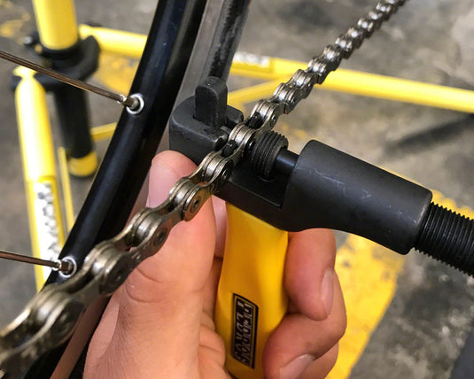 Pedro's Pro Chain Tool 3.2 Provides Efficiency, Comfort, And Safety