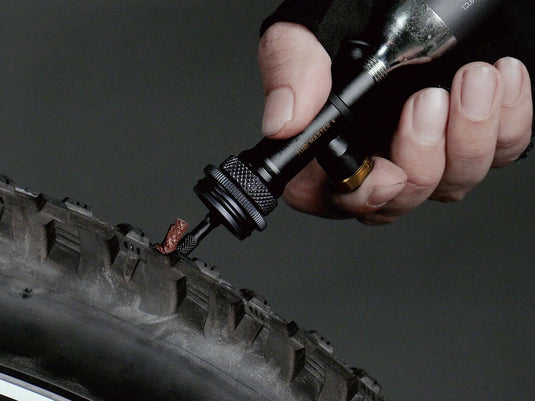 Topeak Tubi Master X Ttubeless Tire Repair and CO2 Inflation kit - Black