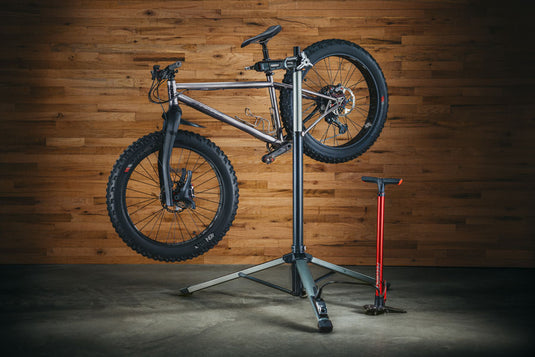 Feedback Sports Pro Air Lift Repair Stand