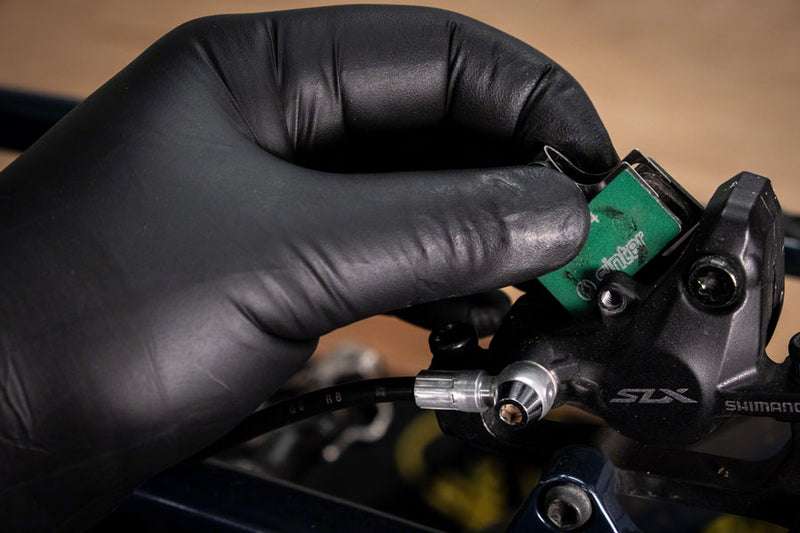 Load image into Gallery viewer, Unior Industrial Strength Nitrile Mechanic Gloves - Box 100, X-Large
