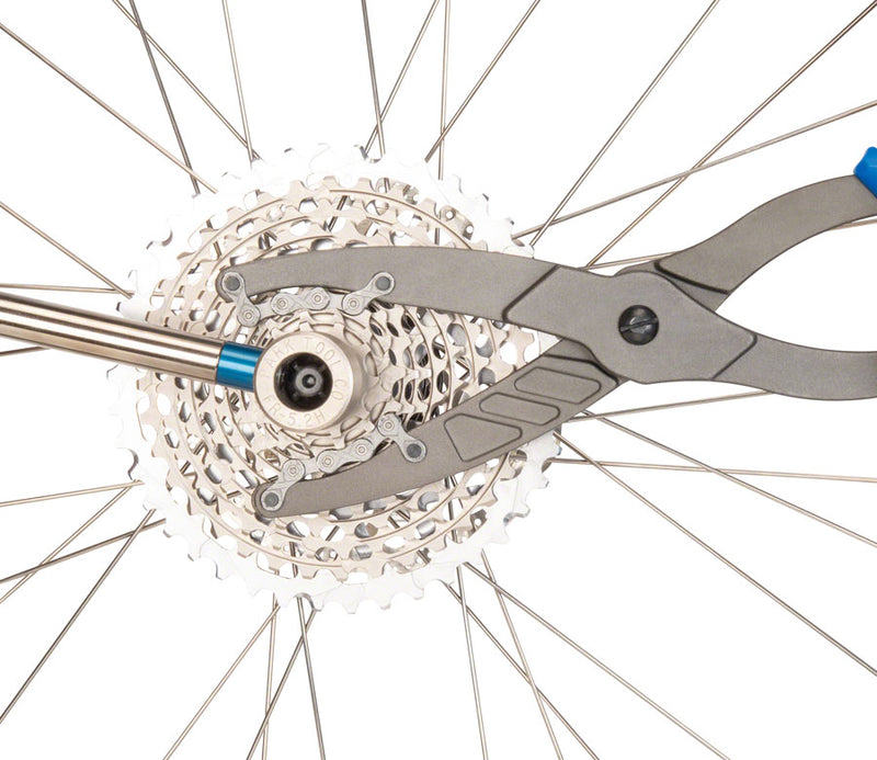 Load image into Gallery viewer, ParkTool CP-1.2 Cassette Pliers Works on Cogs From 9-24 Tooth and 5-12 Speed

