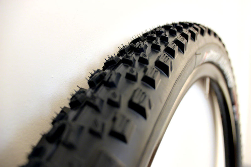 Load image into Gallery viewer, Vittoria Agarro G2.0 Tire 29 x 2.35 Tubeless TNT Folding Black/Anthracite
