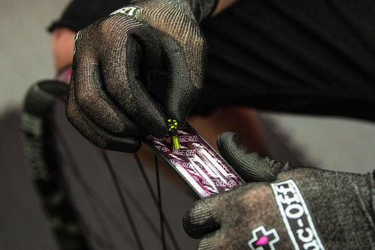 Muc-Off V2 Tubeless Valve Kit - Green, 44mm, Pair 4mm Machined Allen Key Slot