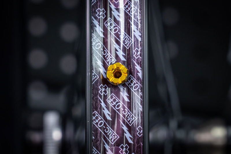 Load image into Gallery viewer, Muc-Off V2 Tubeless Valve Kit - Gold, 44mm, Pair 4mm Machined Allen Key Slot
