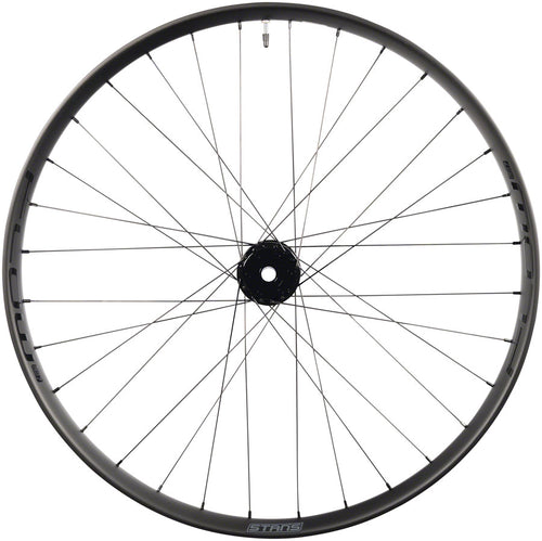 Stan's-No-Tubes-Flow-CB7-Front-Wheel-Front-Wheel-29-in-Tubeless_FTWH0578