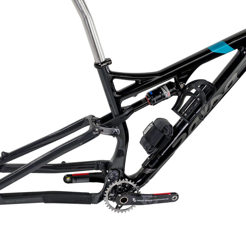 Load image into Gallery viewer, Wolf Tooth B-RAD Double Bottle Cage Adaptor Standard M5 Tapped Holes
