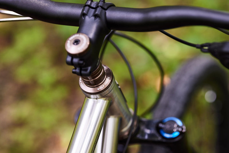 Load image into Gallery viewer, Wolf Tooth Wolf Tooth Premium Headsets � Espresso
