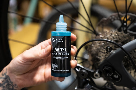 Wolf Tooth WT-1 Synthetic Chain Lube - Long-Lasting, All-Weather Bicycle Chain Lubricant & Cleaner for Drivetrain Performance, Dirt Resistance & Bike Maintenance (0.5oz Bottle)