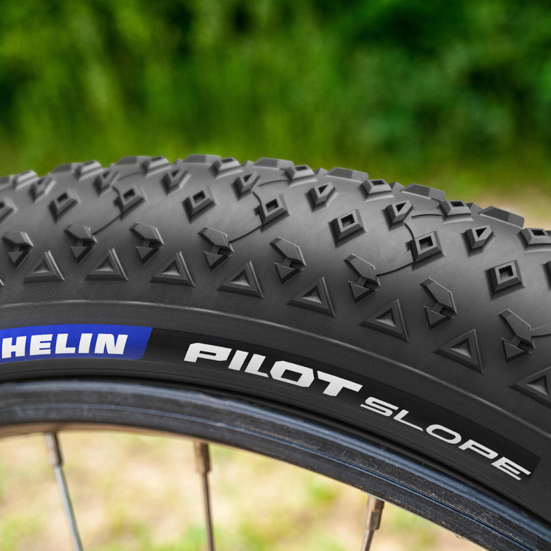 Load image into Gallery viewer, Michelin Pilot Slope TS TLR BMX Tire 26in 2.25 Black Tubeless
