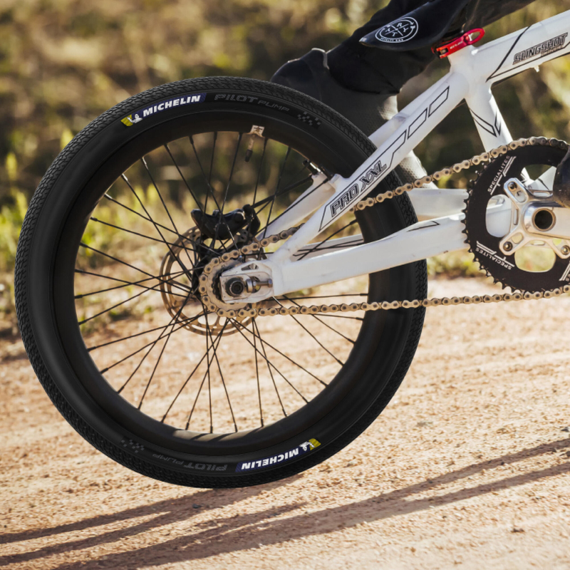 Load image into Gallery viewer, Michelin Pilot Pump TLR 26x2.10 Folding Tubeless-Ready Bicycle Tire
