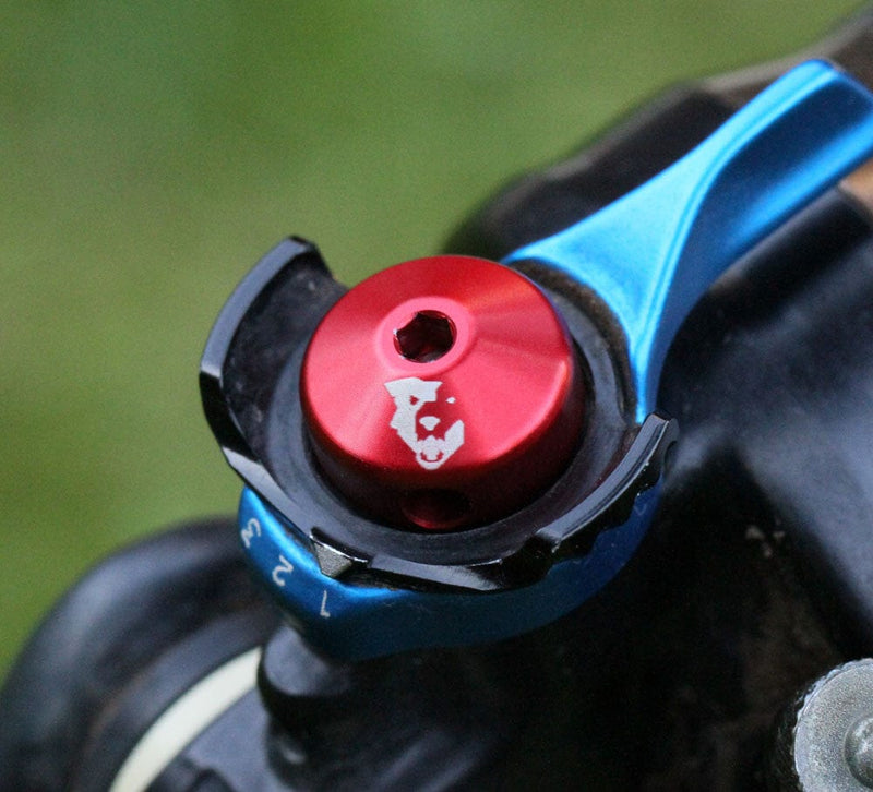 Load image into Gallery viewer, Wolf Tooth Low-Profile Shock Rebound Knob for FOX FLOAT Factory Suspension Forks
